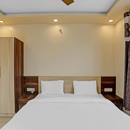 OYO 85795 Hotel Expo View Greater Noida Exterior foto