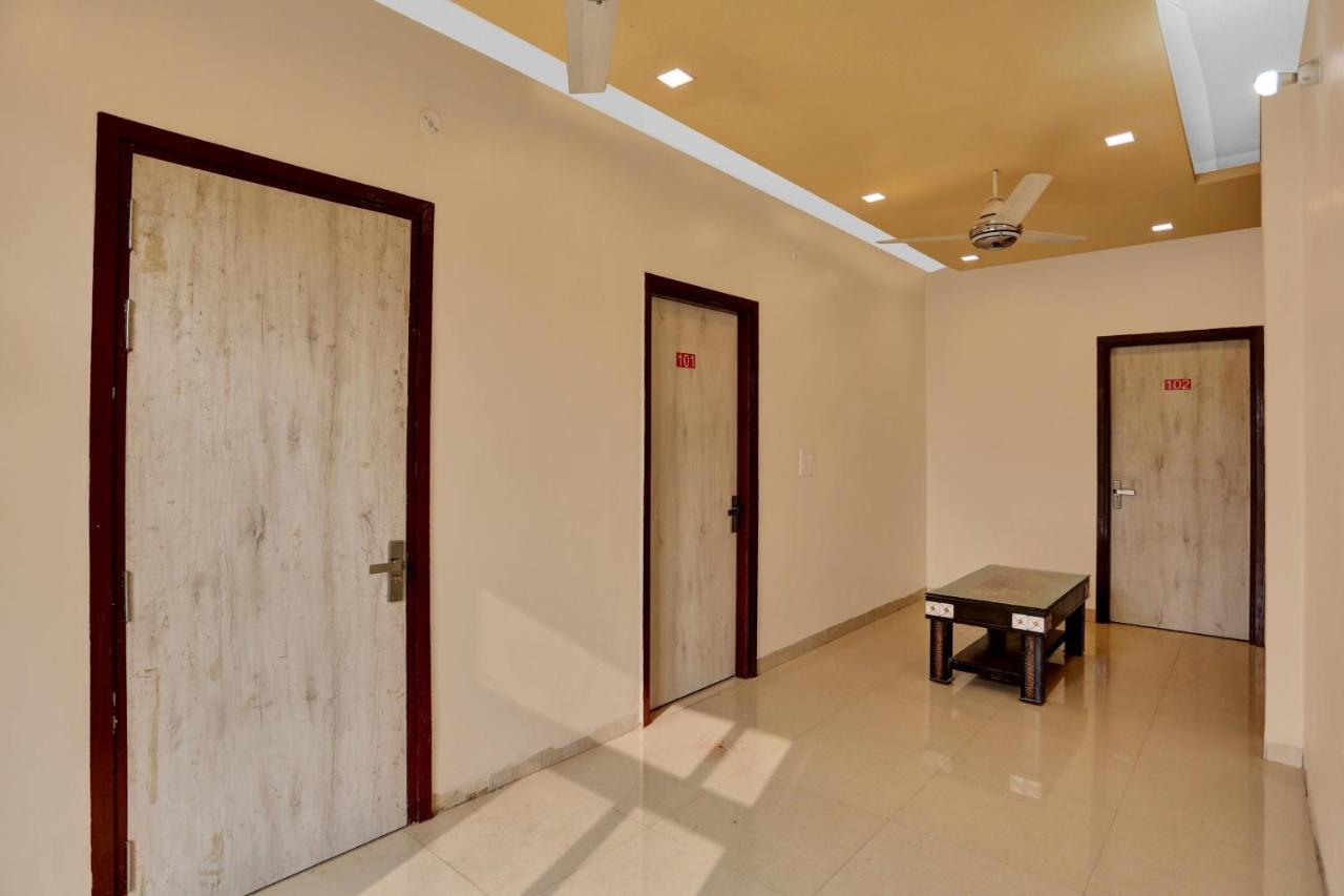 OYO 85795 Hotel Expo View Greater Noida Exterior foto